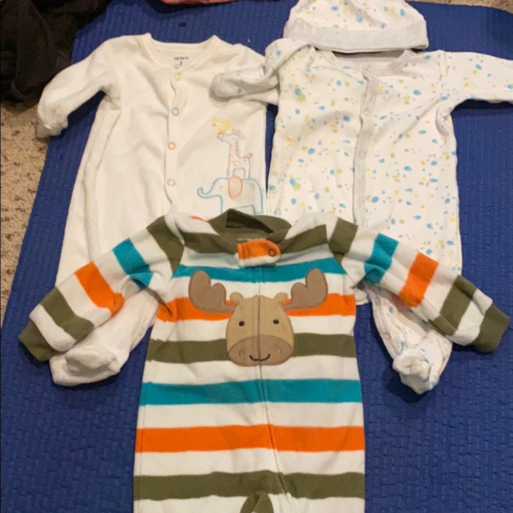 Set on 3 pajamas